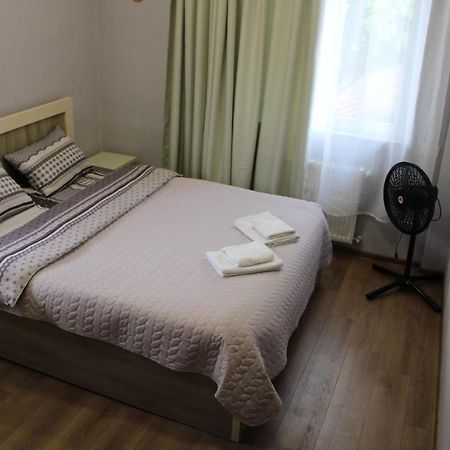 Guesthouse Evergreen Oni Exteriér fotografie